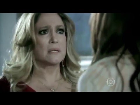 Amor à Vida - Pilar (Susana Vieira) dá tapa na cara de Paloma (Paola Oliveira)