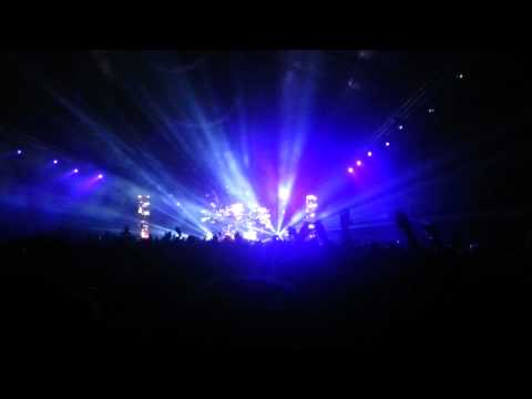 Above & Beyond - Hold On (Maor Levi Club Mix) - Creamfields UK 2012