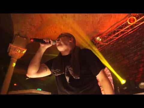 Audio88 & Yassin – Weshalb ich Menschen nicht mag LIVE (Beat: MecsTreem)