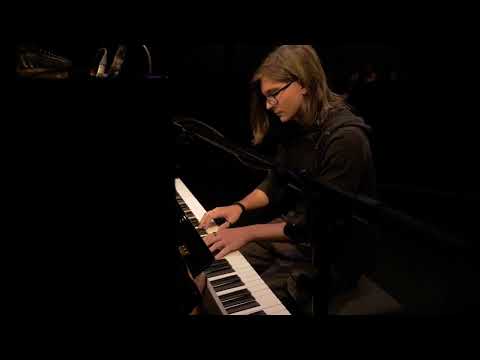 Alex - Nuvole Bianche [Ludovico Einaudi]