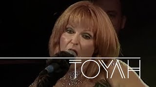 Toyah - Obsolete (Wild Essence Live In The 21st Century, 02.11.2005) OFFICIAL