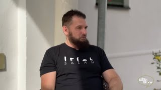 The episode features a discussion about actor Morgan Freeman's portrayal of a Muslim character in the film 'Prince of Thie...