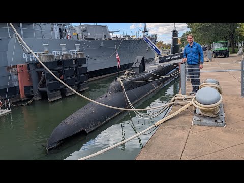 USS Croaker WWII Submarine Full Tour (Gato-class Sub)