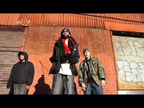 STARZ OF THE GODZ - Irealz, C-Rayz Walz, L.I.F.E. Long, Elohem Star, DJ Afar, Kyo Itachi