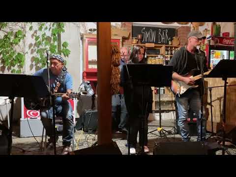 Žárlím na tvůj stín