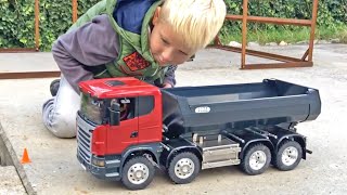 BRUDER TRUCKs, für Kinder, RC Baumaschinen, MAGOM Scania 8x8 Dumper