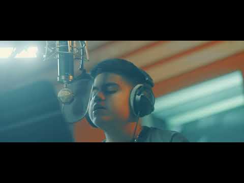 Te Quiero Aqui -  Los Aptos, Dariell Cano ( Live Music Video)