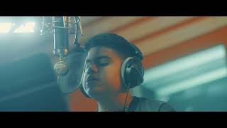 Te Quiero Aqui (Live Session) Lyrics English Translation