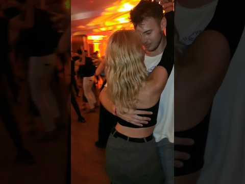 Bachata Social dance - Mijat & Milica (DJ Soltrix, Lombardo - Ferrari)