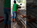 Leon Lagi Mandi