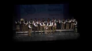 Villancicos - Mochileros de Gaena - La virgen va caminando.mpg