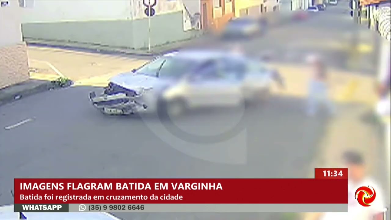 Câmera registra acidente em cruzamento de Varginha