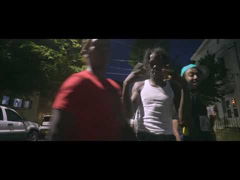 MEL BLACK IN & OUT SHOT BY DIZZYDOTT