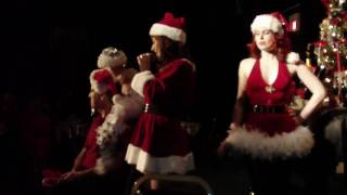 Cheesecake Cuties Christmas - Santa Baby