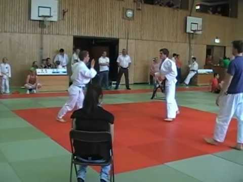 Andreas Bauhofer gegen Tamani Bauer