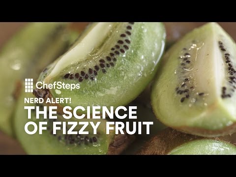 ChefSteps Nerd Alert: フィジーフルーツの科学 (ChefSteps Nerd Alert: The Science of Fizzy Fruit)