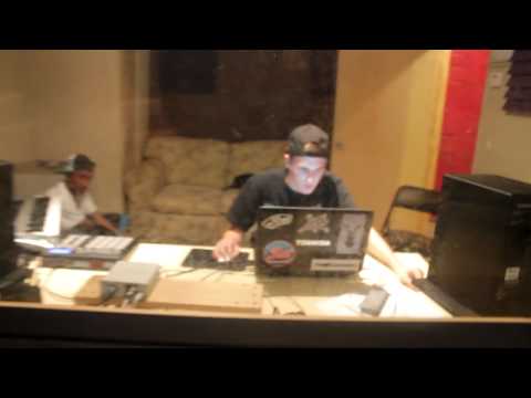 Day2day 5 In The Studio W/ Pitt N Star & @CodeBeats_ @TheRealYnc