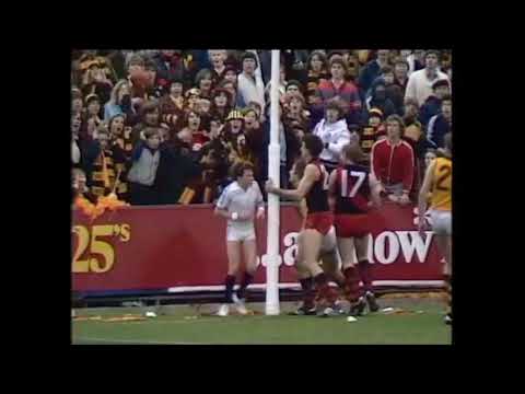 Leigh Matthews - point post in 1982 at Windy Hill