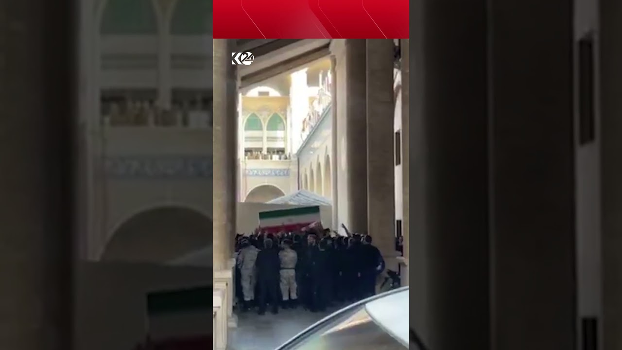 ڤیدیۆ | لە مزگەوتی گەورەی تاران بەمشێوەیە ماڵئاوایی لە تەرمی عەلی خامنەیی دەکرێت