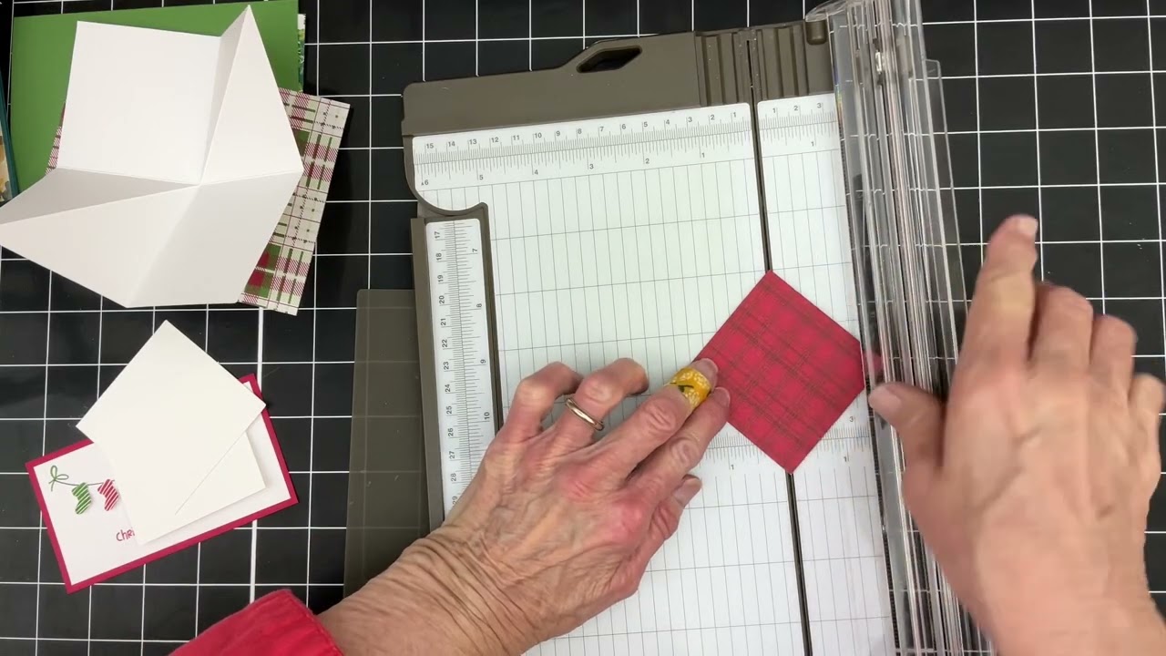 Easy Explosion Card to Make for the Holidays