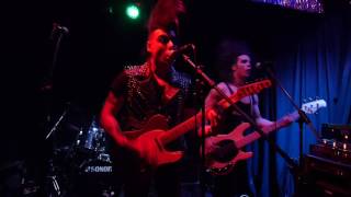 The Knutz - Bubbles of My Bubblegun