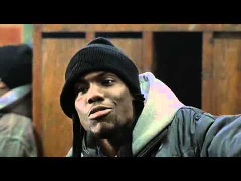 Scary Movie 3-He needs a hype man