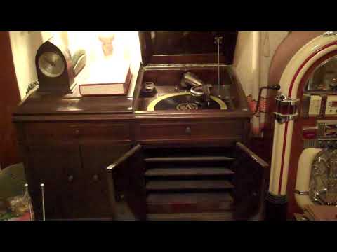 ARTHUR GIBBS AND HIS GANG - OLD-FASHIONED LOVE - ROARING 20's VICTROLA 215