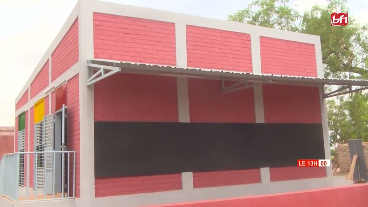 Burkina Faso : La Croix-Rouge fait un don d’infrastructures scolaires à la commune de Tiogo