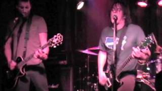 Magna-Fi - Kick It Out (Live)