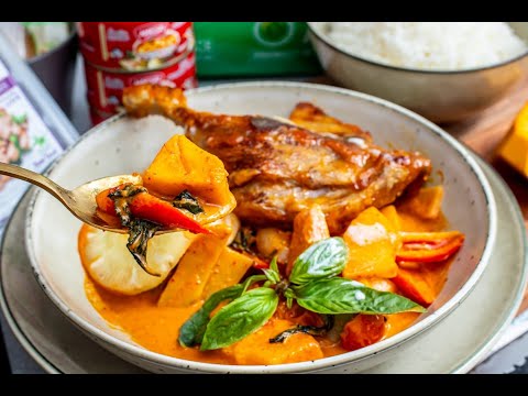 Red Curry with Roast Duck | แกงเผ็ดเป็ดย่าง (Feat. Maesri Red Curry Paste)