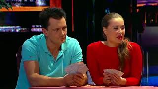 ДВЕ СЕМЬИ ИГРАЮТ В КАРТЫ ОЧЕНЬ СМЕШНО