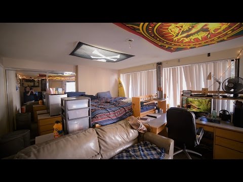 Claremont McKenna College Dorm Room Cribs