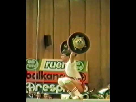 Zoltan Balaszfi (90) 185 kg snatch