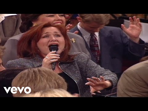 Bill & Gloria Gaither - When He Comes Down [Live] ft. The Hoppers