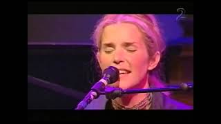 REBECKA TÖRNQVIST  "Vad Jag Vill" TV2 Live 2001 (Pt 1)