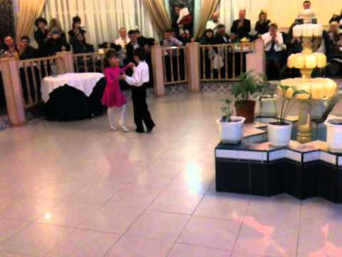 Рождение Амалии. Муратик ча ча ча