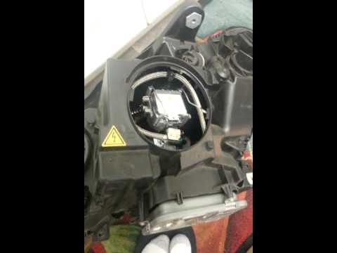 Replacing d1s on w204