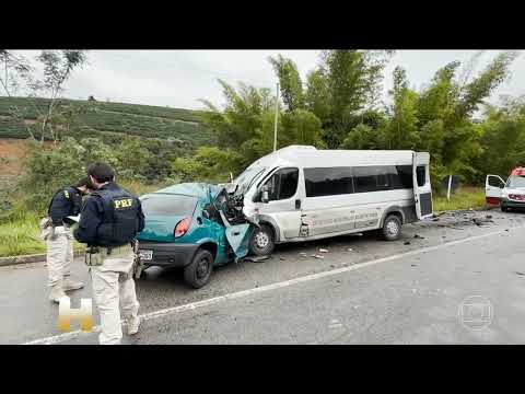 Grave acidente entre carro e van deixa 5 mortos na BR-116 em Caraí , Minas Gerais (27/07/2026)