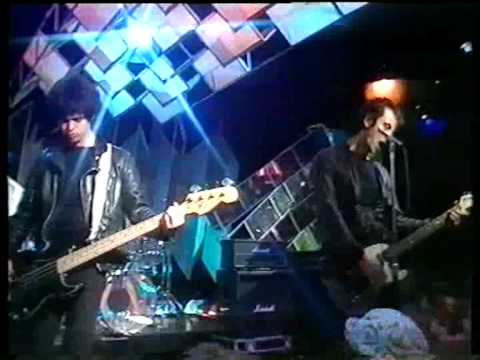 The Stranglers - Walk On By TOTP 1978