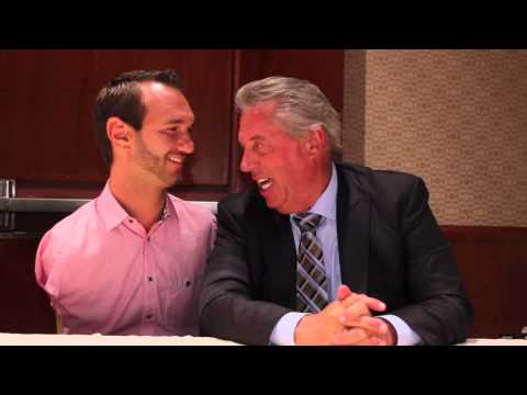 BIGGER: Special Guest Nick Vujicic teaches on "A Minute With Maxwell"