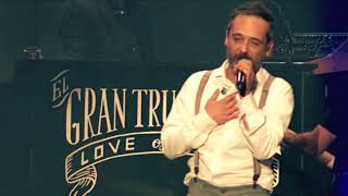 Love of Lesbian - Bajo el volcán (Directo El Gran Truco Final)