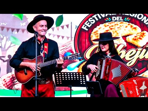 Festival del Mbeyú Laguna Naineck Formosa. Con Rocio Arellano la Princesita Tarragosera 🪗🎸🕺💃🍺🍺🍺