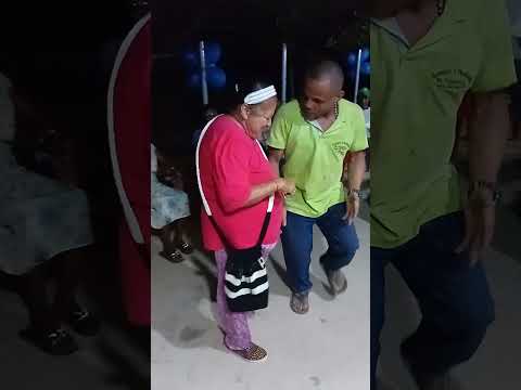 #dos personajes de mahates bolivar el Mario y ana aurora ruedalo mi gente