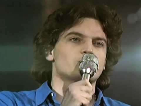 download lagu mp3 mp4 Franco Simone Esta Lloviendo, download lagu Franco Simone Esta Lloviendo gratis, unduh video klip Download Franco Simone Esta Lloviendo Mp3 dan Mp4 Free All Gratis