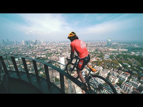 Brumotti does it again in Frankfurt – road bike freestyle on top of 200m tower