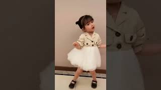أجمل طفله ترقص على أغنية بيبي كم داون calm down shorts tiktokvideo ترند