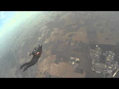 40 ' salto - prima deriva - tommaso ubezio - Vercelli paracadutismo