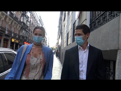 Claudia Osborne y José Entrecanales disfrutan del arte a pocos meses de su boda