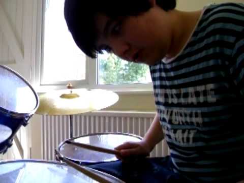 How to play a Grade one Rudimental study