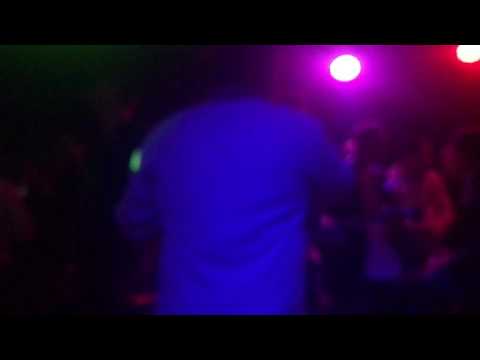 Serif Konjevic - Starac i more (uzivo)